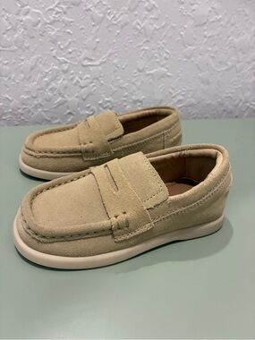 Zara Kids Suede Penny Loafers in Beige